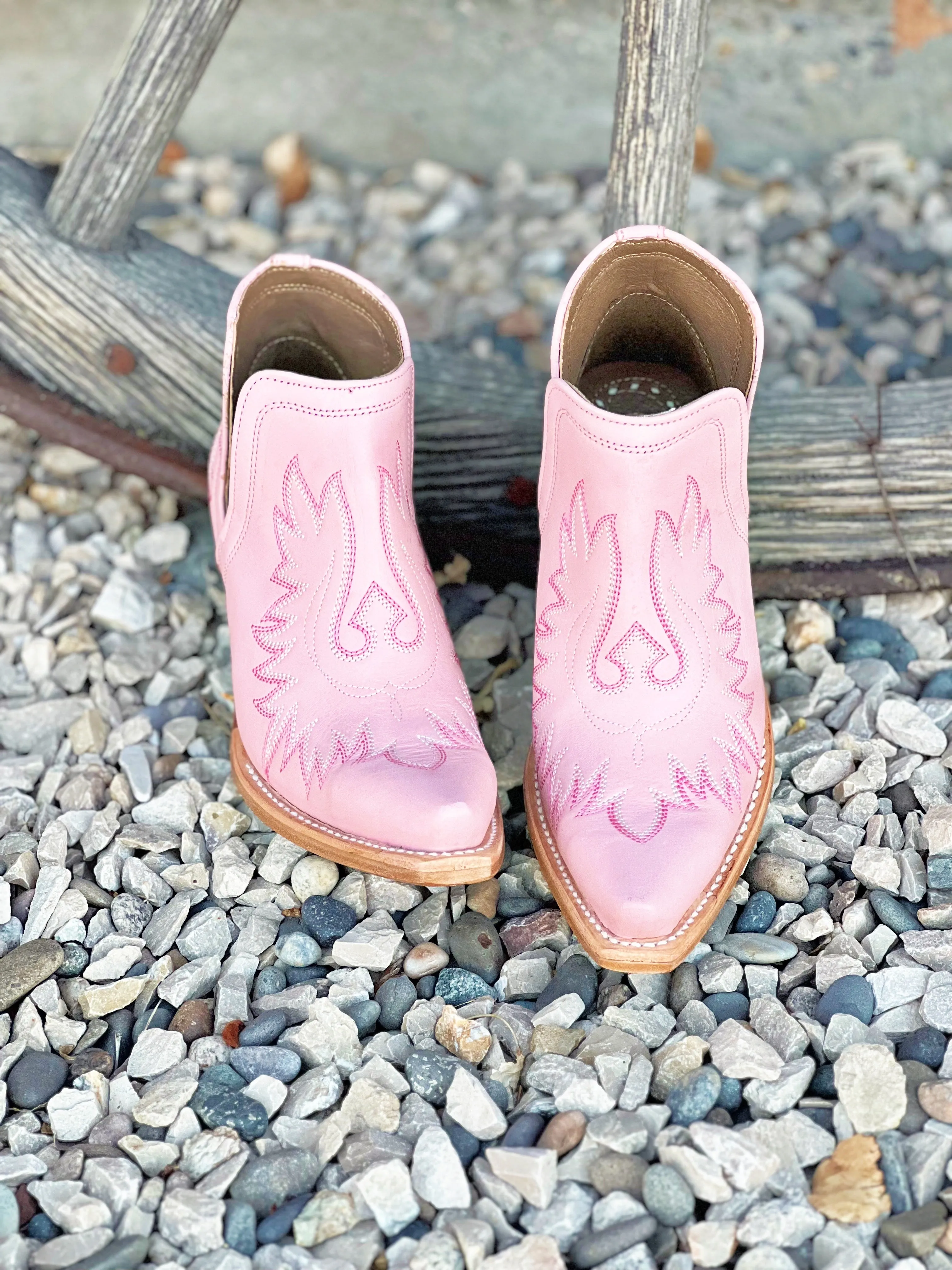 The Dixon Boot in Powder Pink