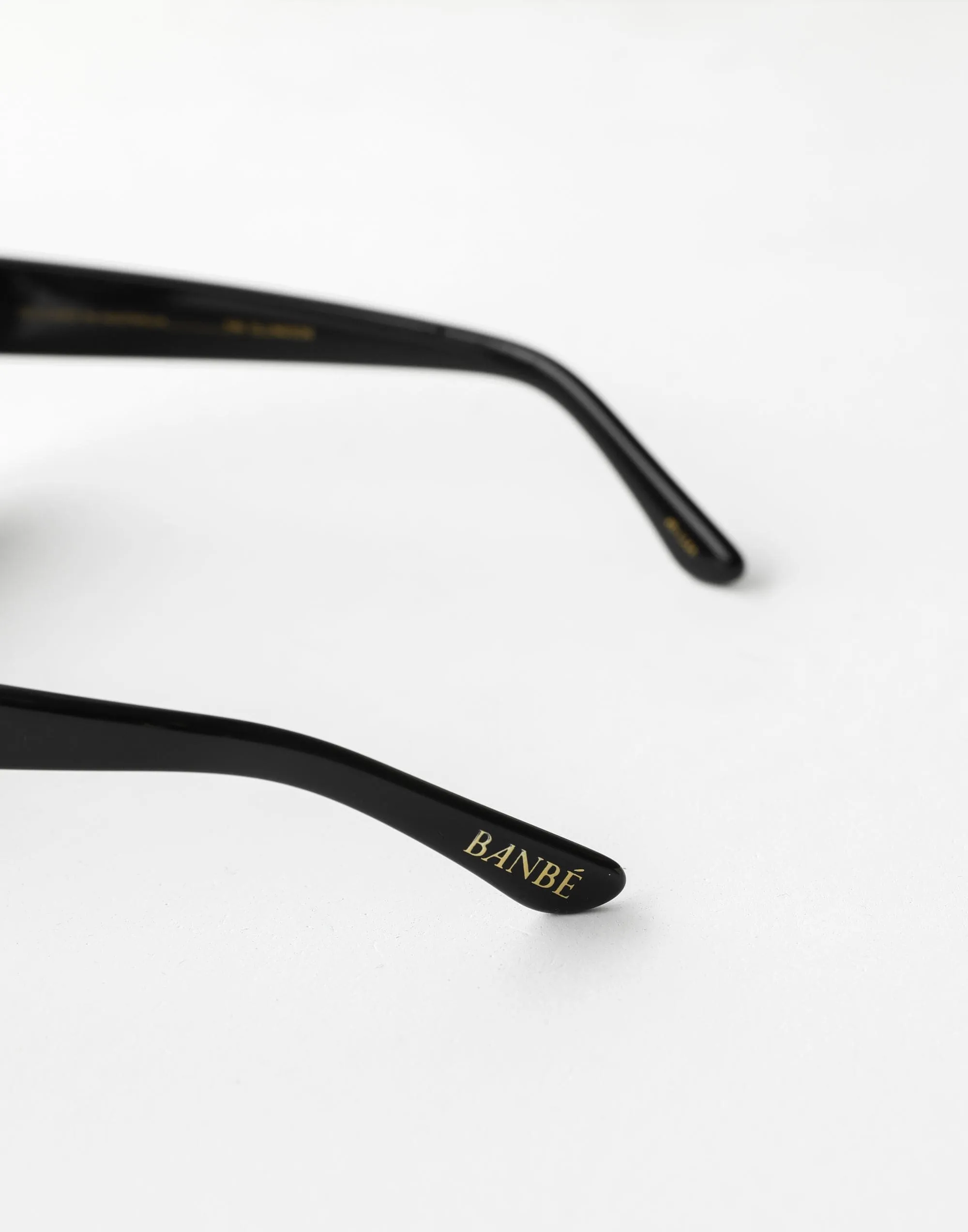 The Ellingson Sunglasses (Black Jet) - By Banbé