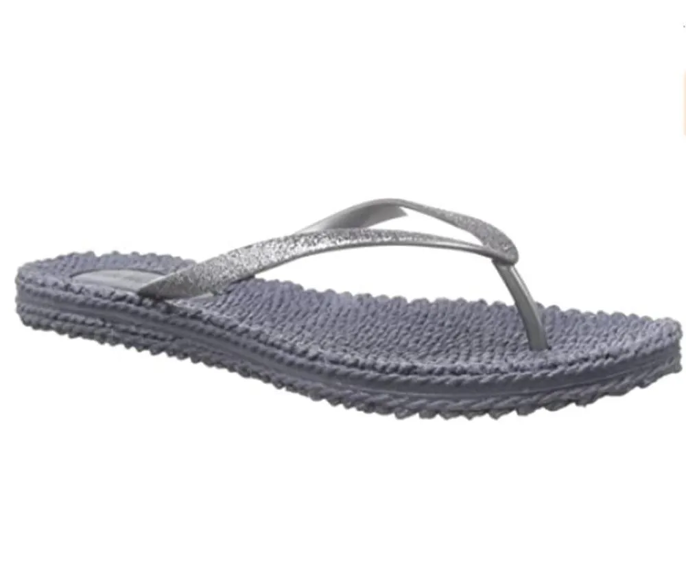 The Glitter Flip Flop in Grey