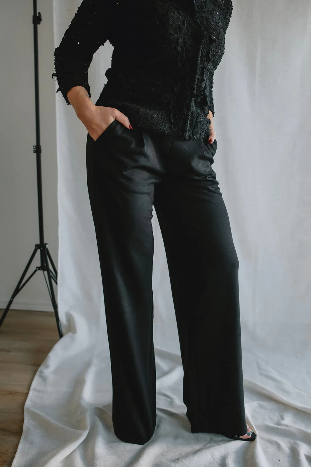 The Rizetta Wide Leg Trouser - Black