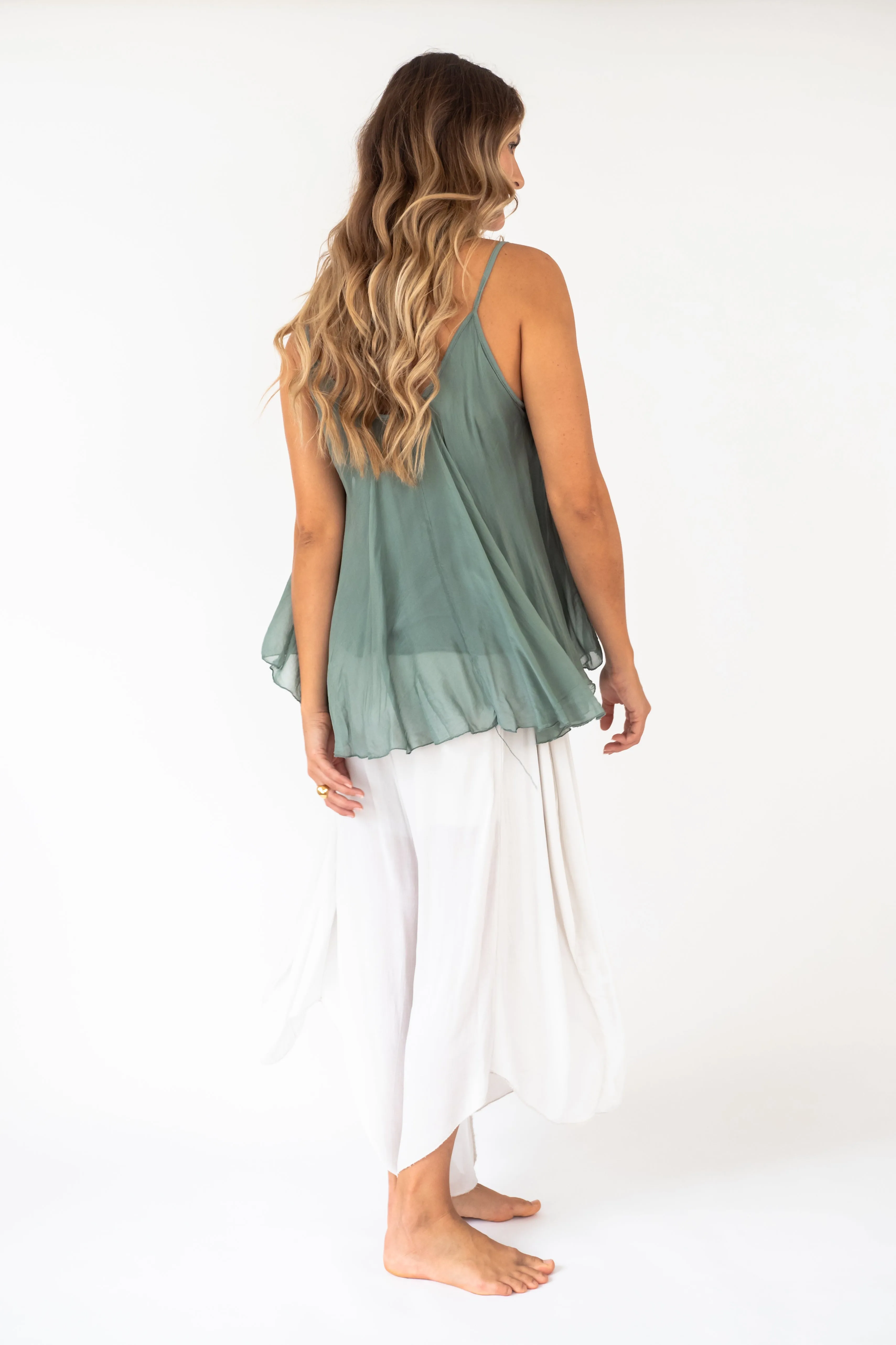 The WAIHE'E silk sleeveless top