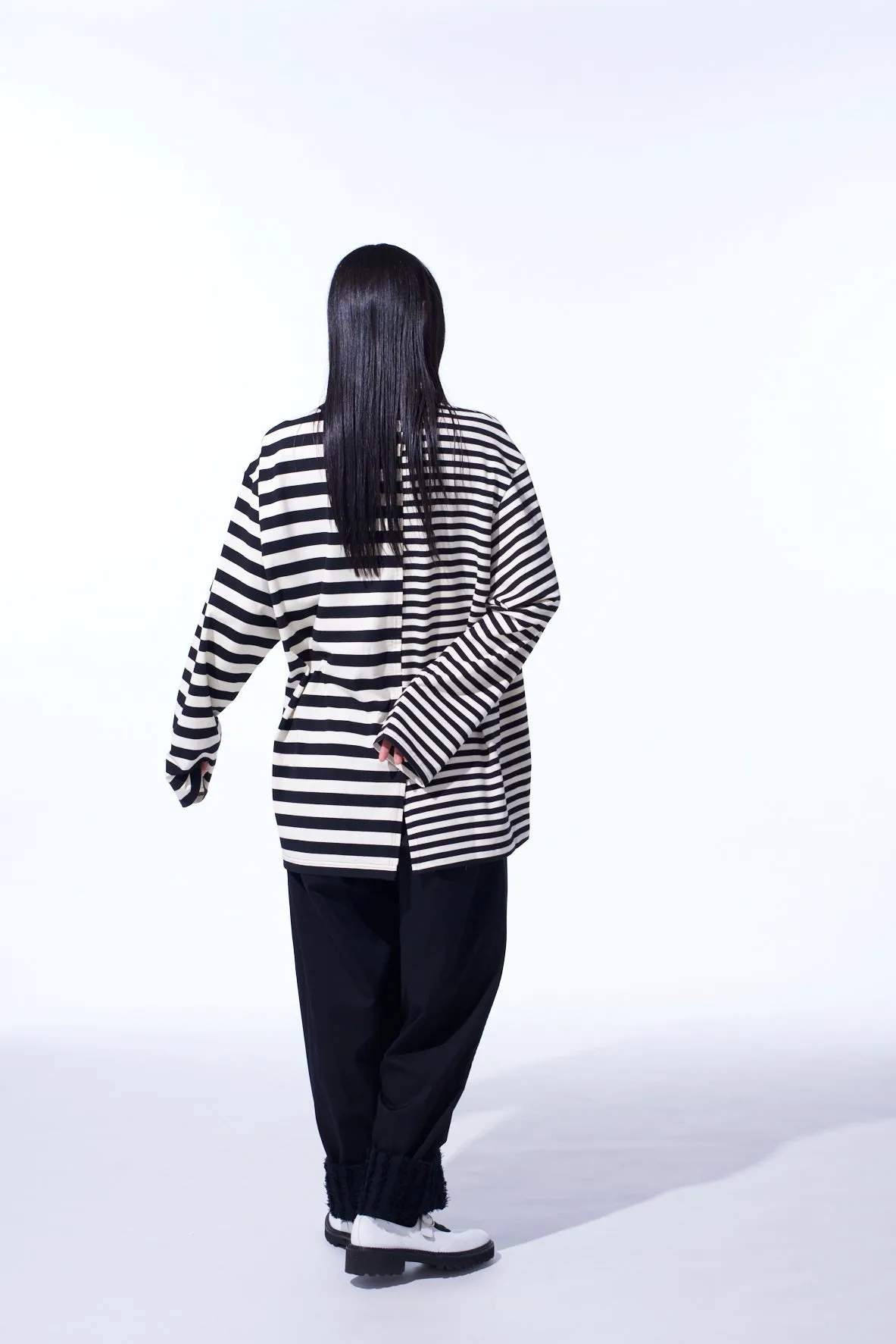 THIN STRIPE   THICK STRIPE SHIFTING LONG SLEEVE T-SHIRT