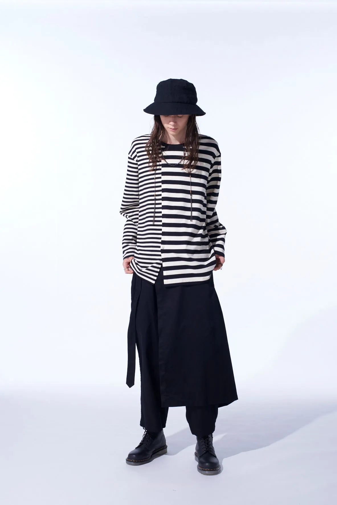 THIN STRIPE   THICK STRIPE SHIFTING LONG SLEEVE T-SHIRT