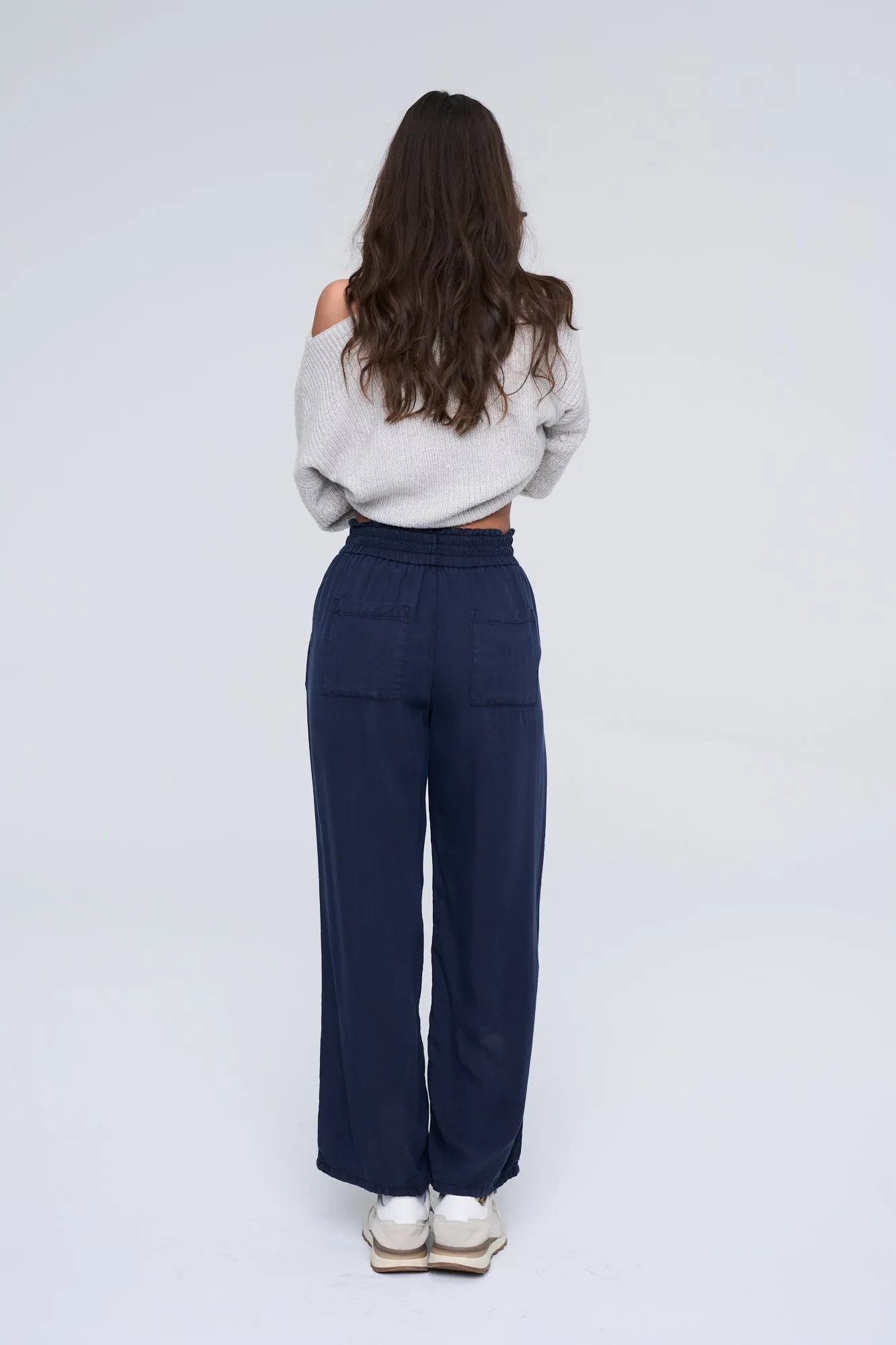 TIE WAIST LOOSE LINEN PANTS IN NAVY / SP-P12423NV