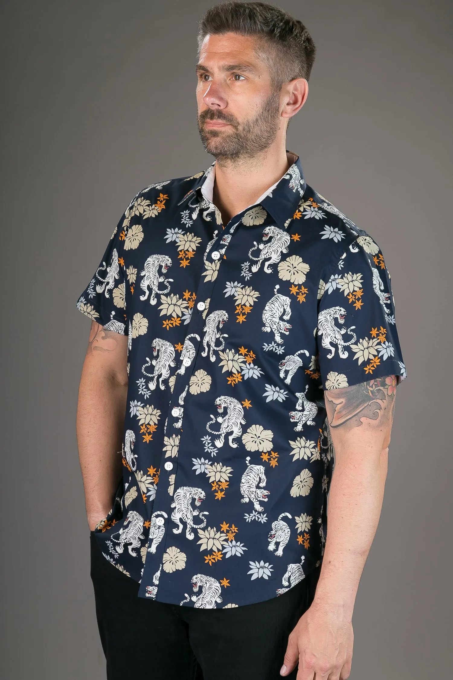 Tigers Floral Print Blue Cotton Slim-Fit Short-Sleeve Mens Shirt