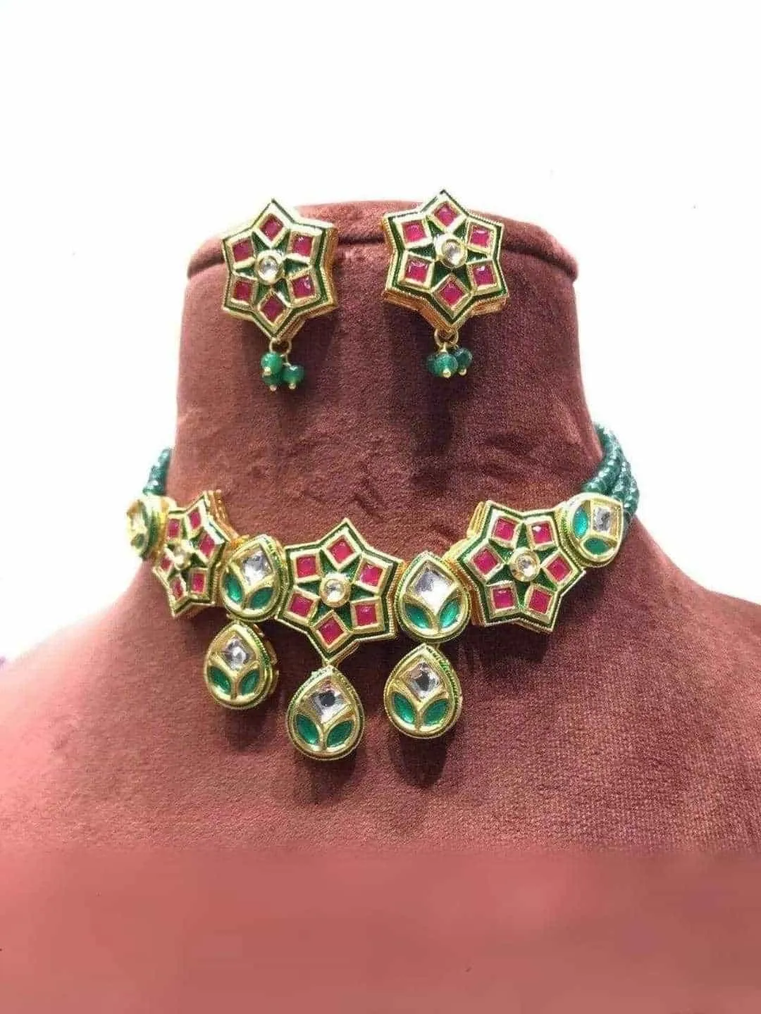 Tiny Elegant Meena Kundan Choker