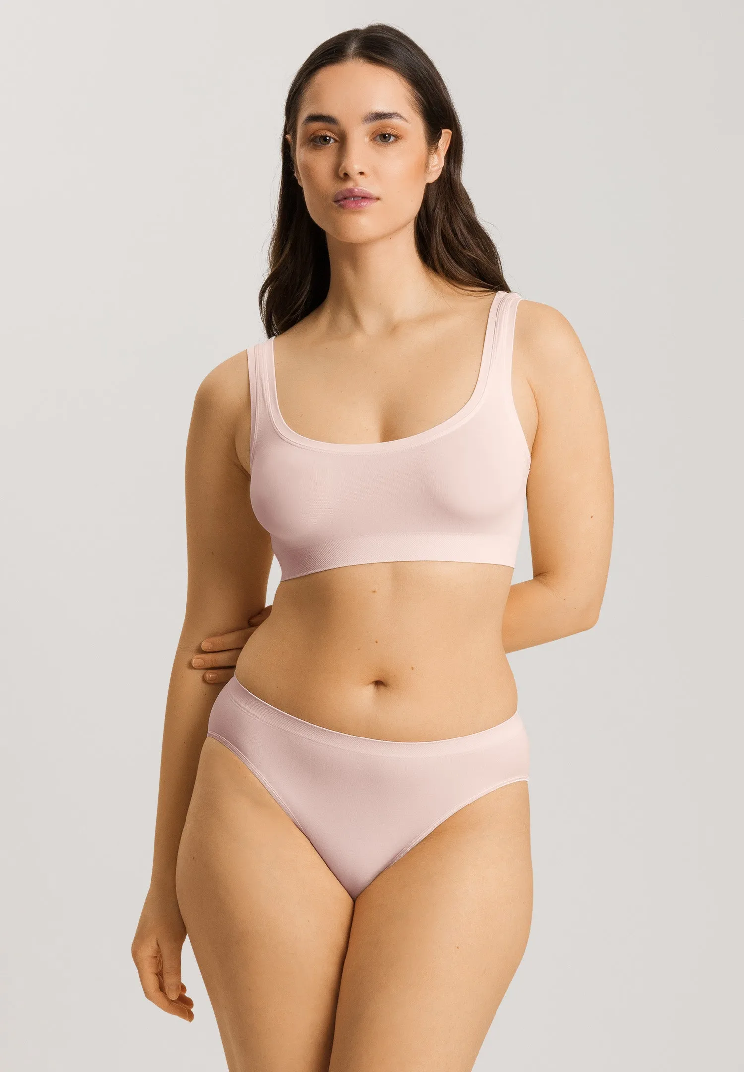 Touch Feeling Crop Top | Rose Cream 71810-1393