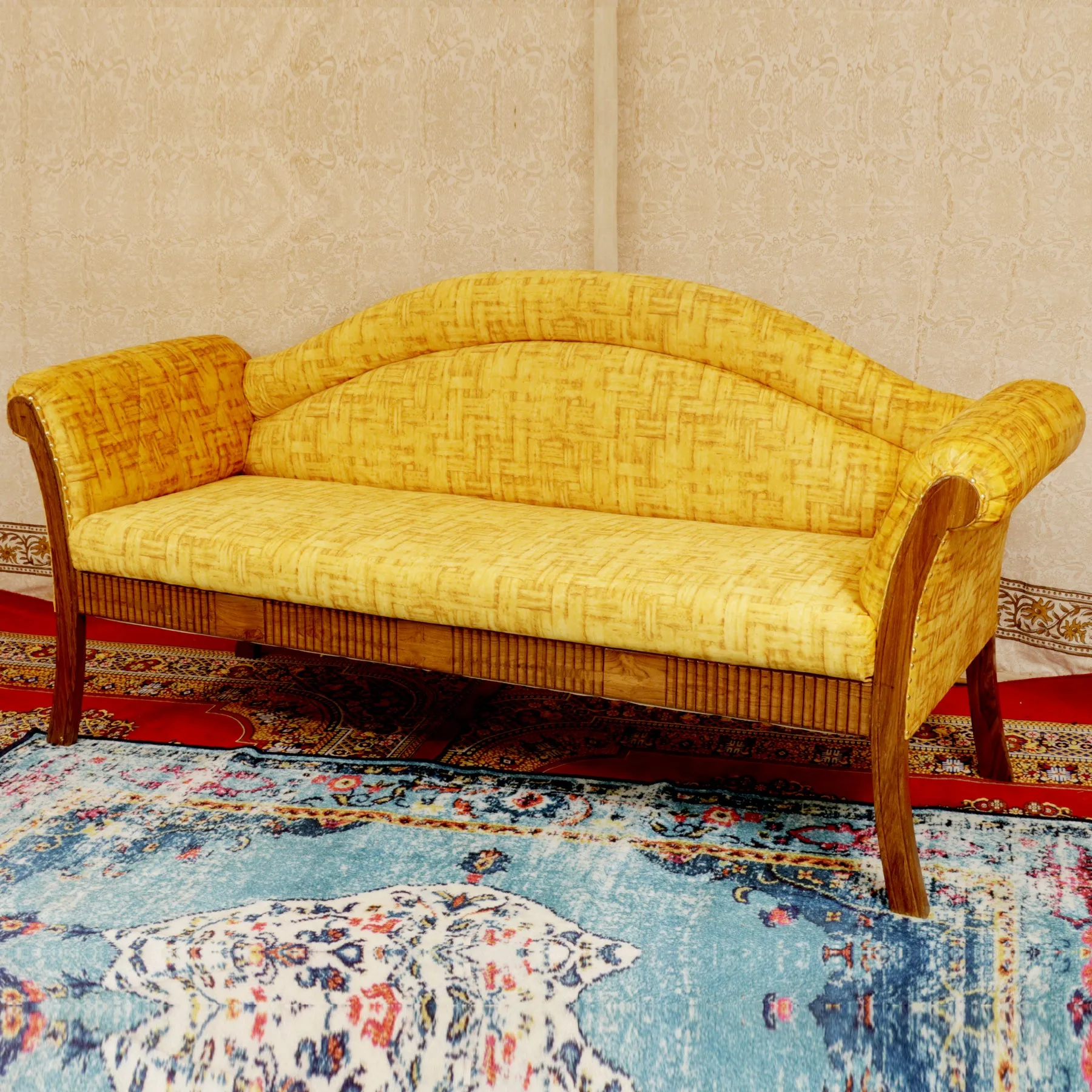 Traditional yellow upholstered 3 Seater Sofa