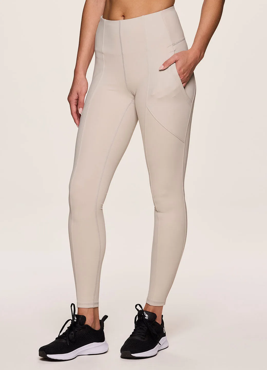 Trek It Pocket Legging