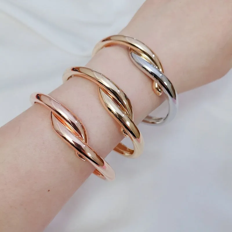 Trendy Jewelry Simple Metal Geometric Cuff Bangle Bracelet for Women in Gold Color