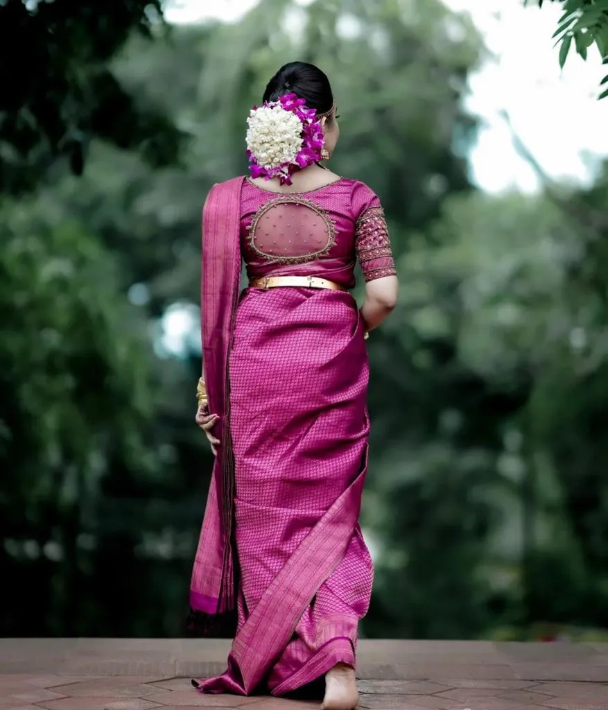 Trendy Purple Soft Silk Saree With Innovative Blouse Piece