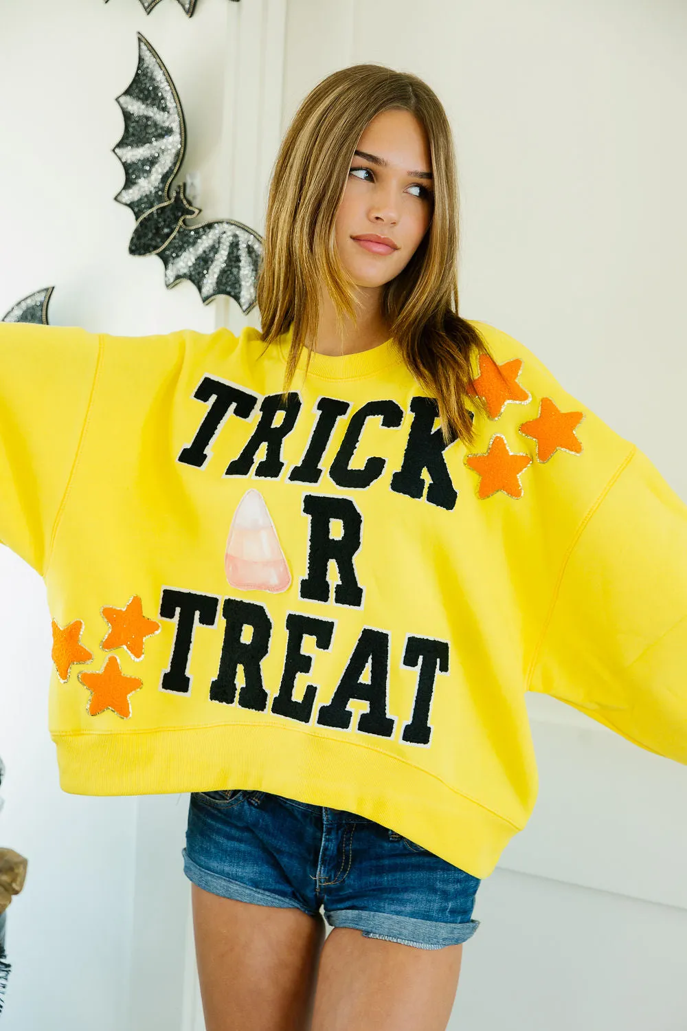 TRICK OR TREAT YELLOW PULLOVER