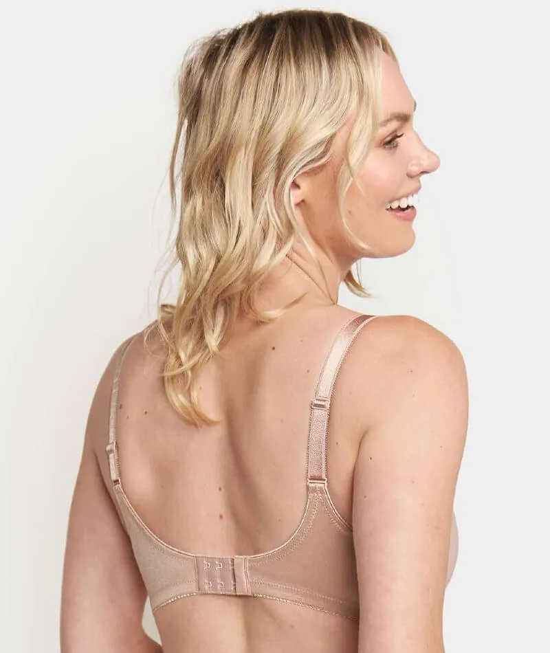 Triumph Embroidered Minimizer Bra - Tea Rose