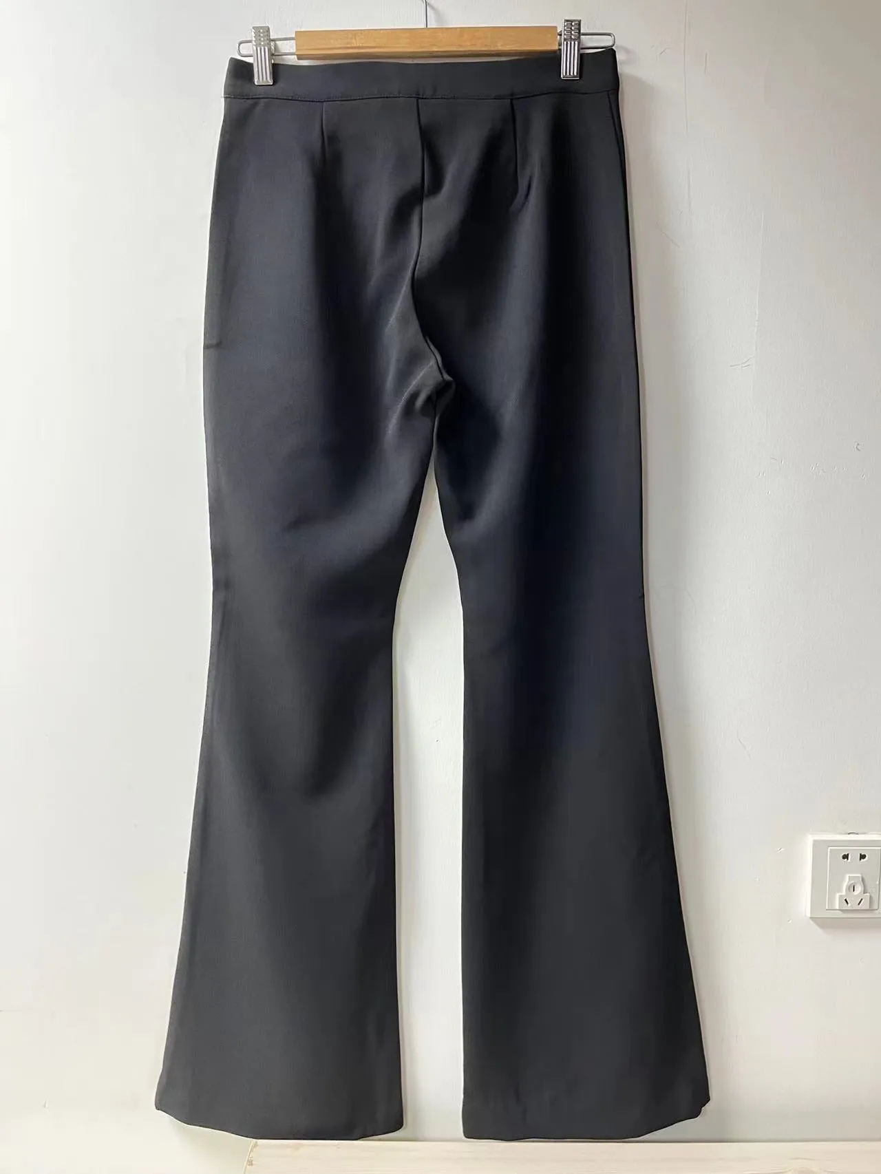 TROUSERS LPRTR2201 in crepe- Black