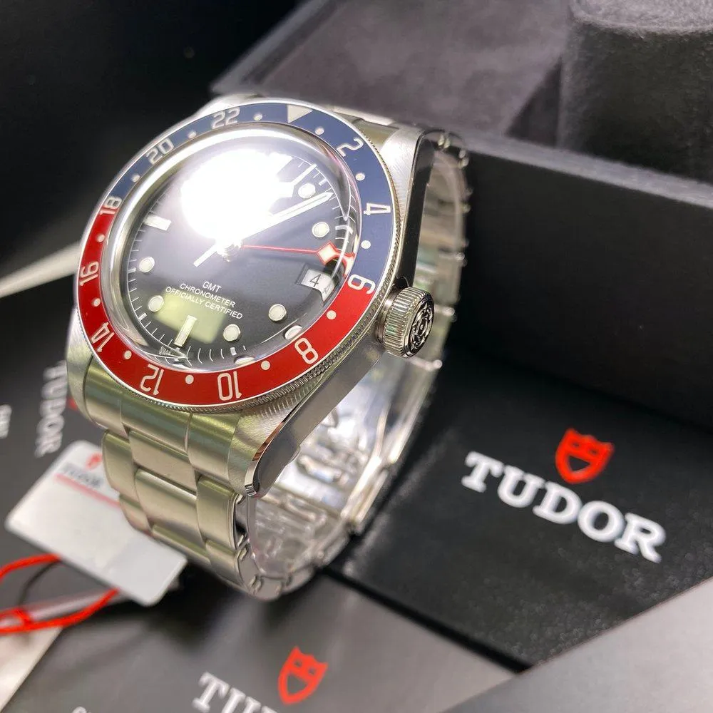 Tudor Heritage Black Bay GMT 79830RB