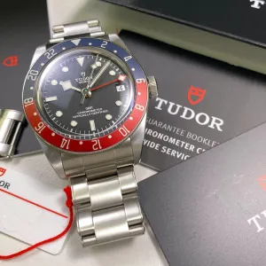 Tudor Heritage Black Bay GMT 79830RB