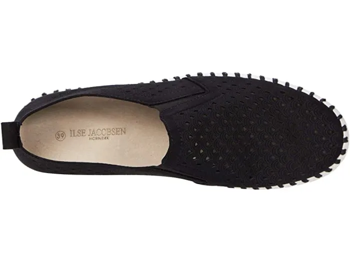 Tulip 139 - The On-The-Go Slip-On in Black