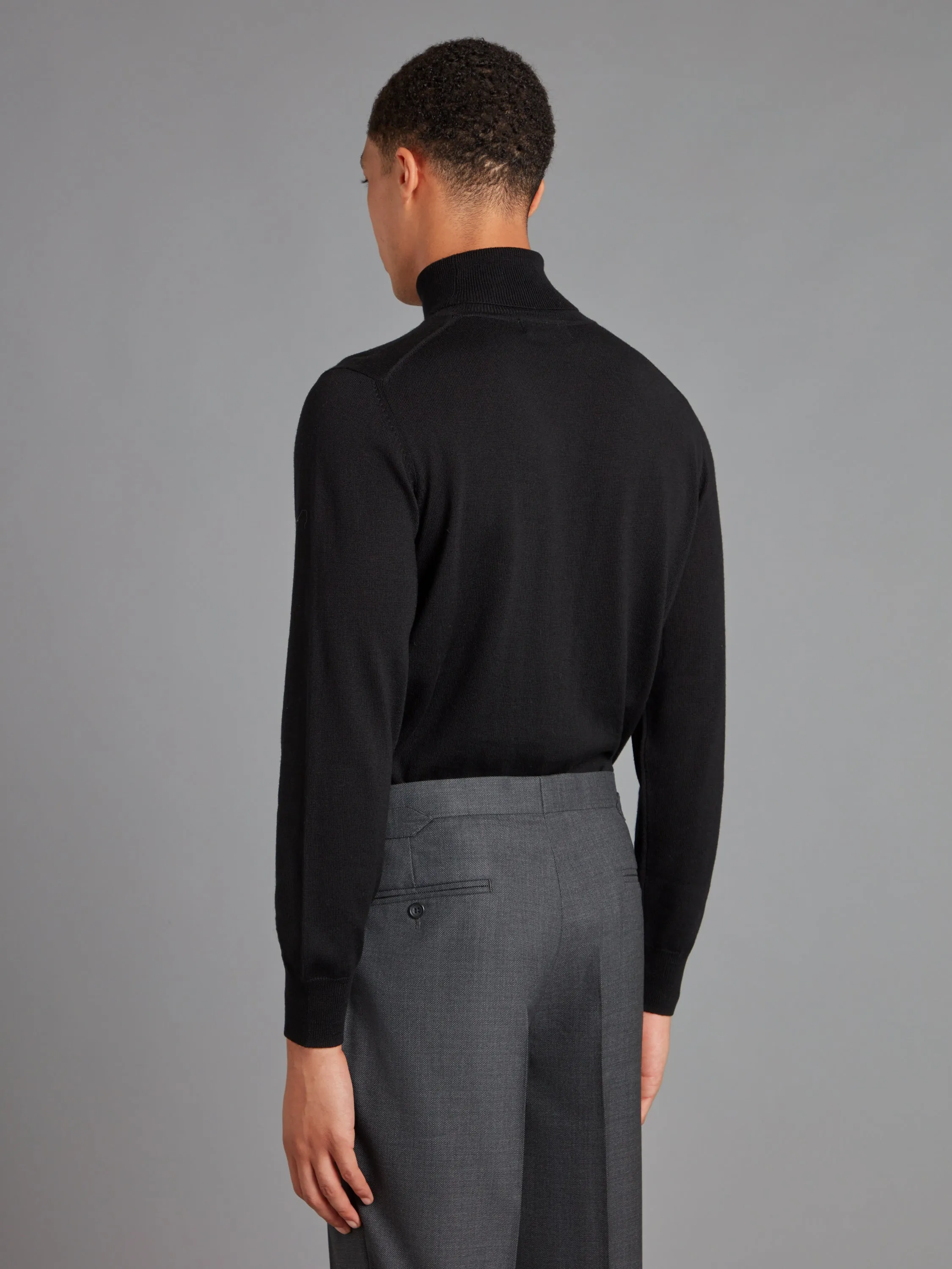 Turtle Neck Merino Sweater - Black