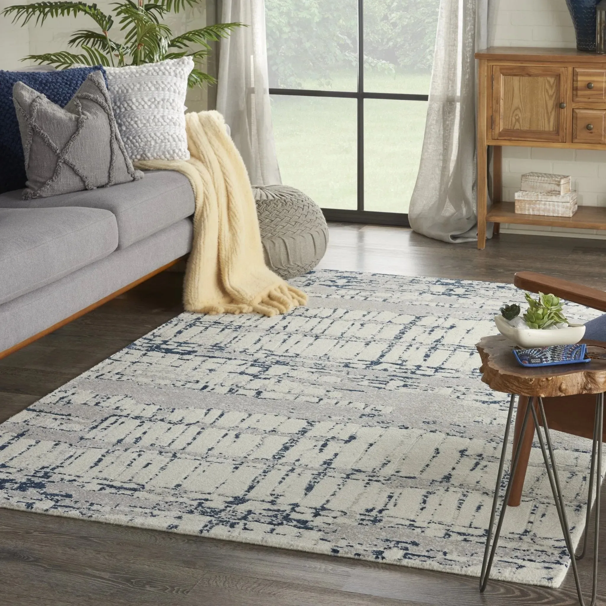 Twilight TWI10 Ivory/Navy Rug