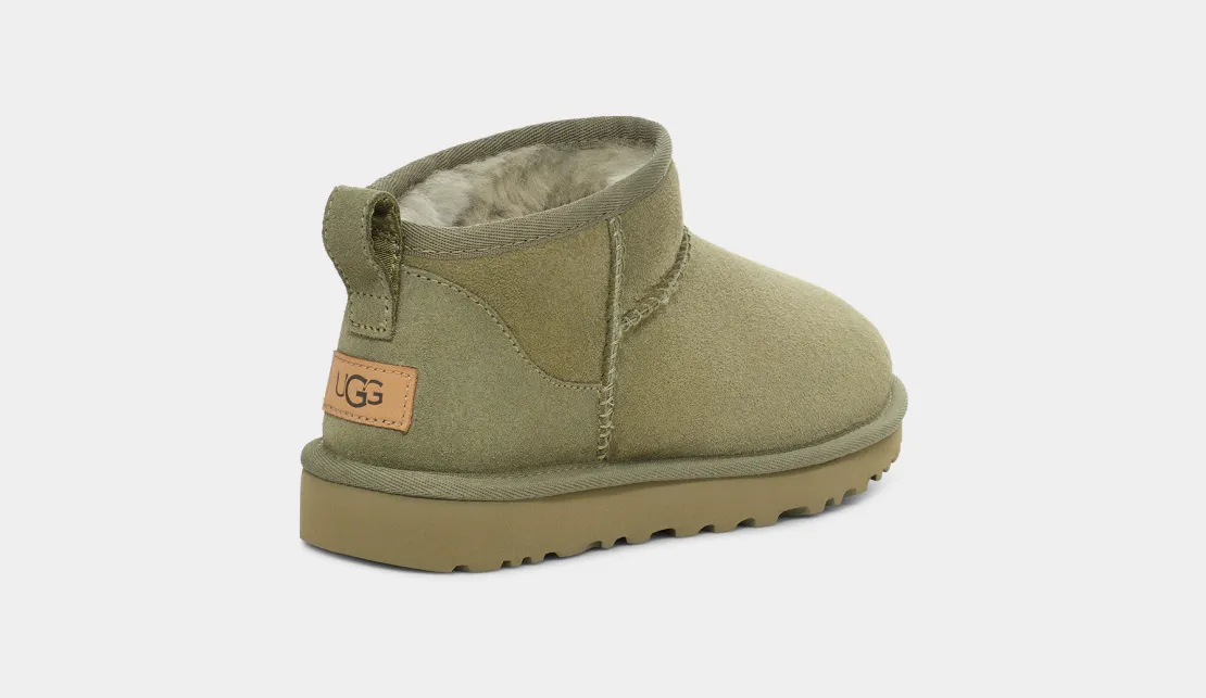 UGG™ Classic Ultra Mini Shaded Clover