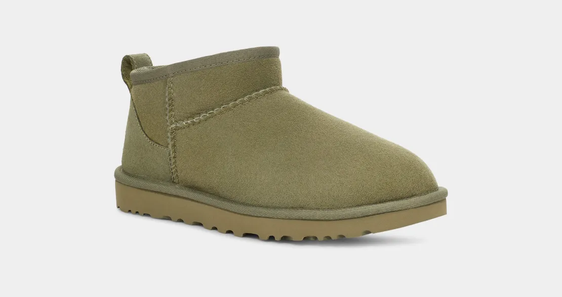 UGG™ Classic Ultra Mini Shaded Clover