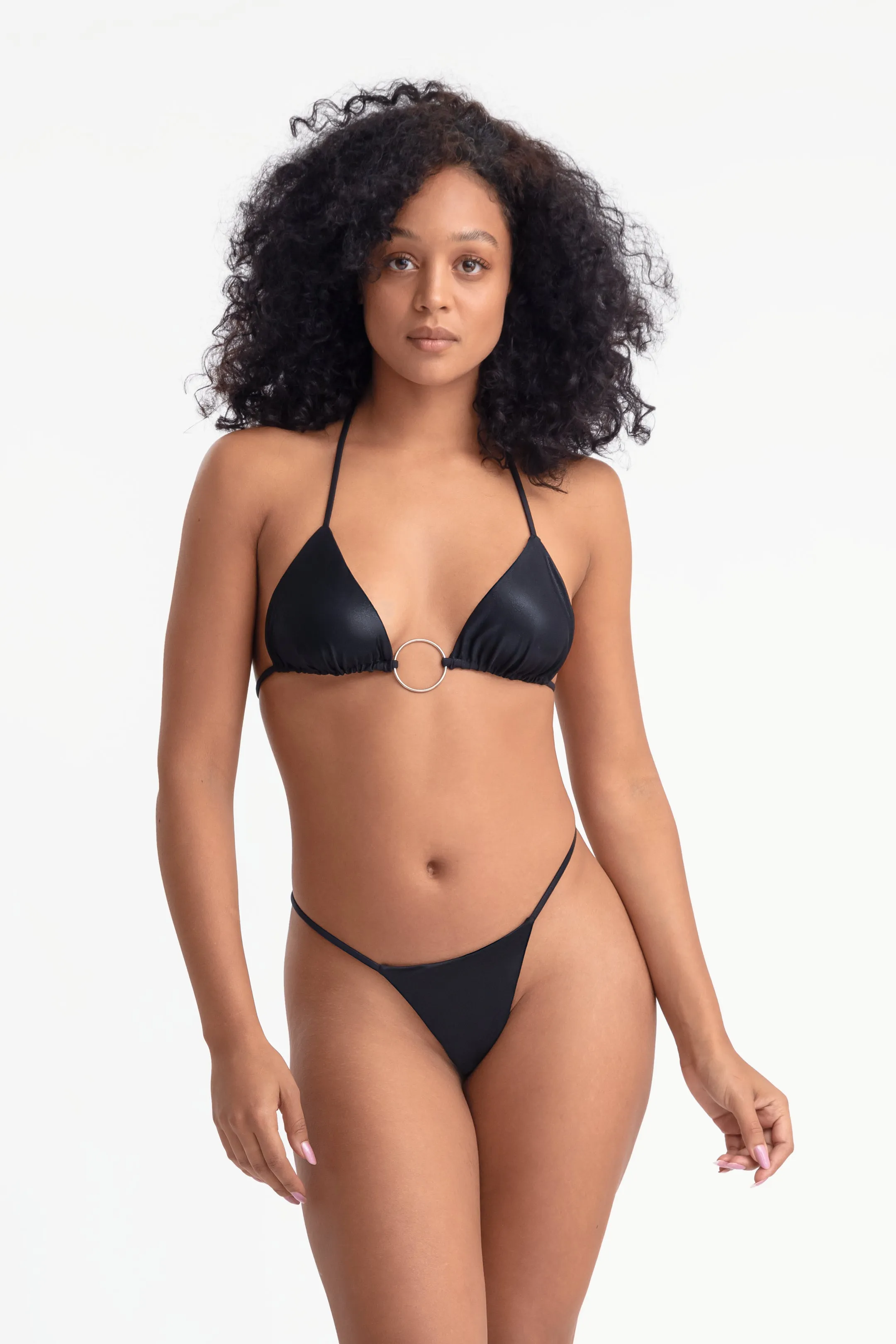 UMMA T-STRING BLACK