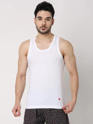 Underjeans By Spykar Men Premium White Cotton Blend Regular Fit Vest