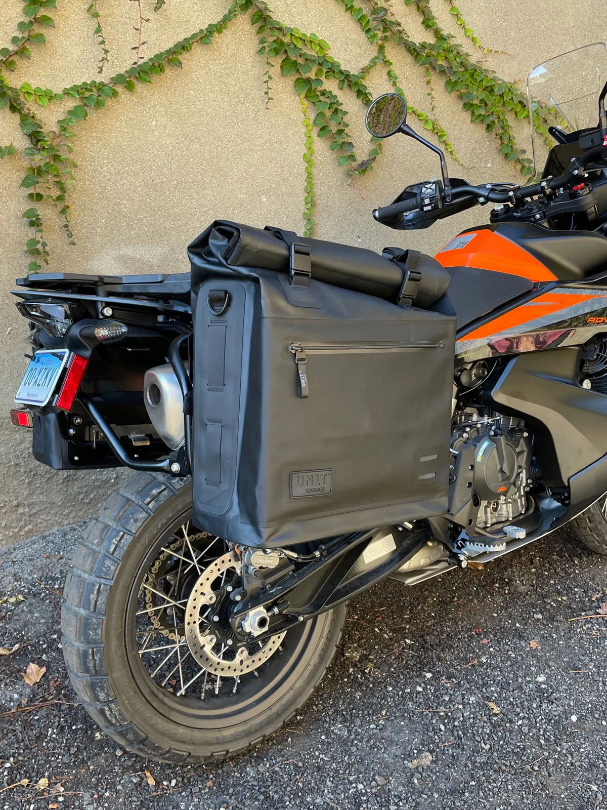 UNIT Garage ATLAS racks - KTM 790/890 and Husqvarna Norden 901