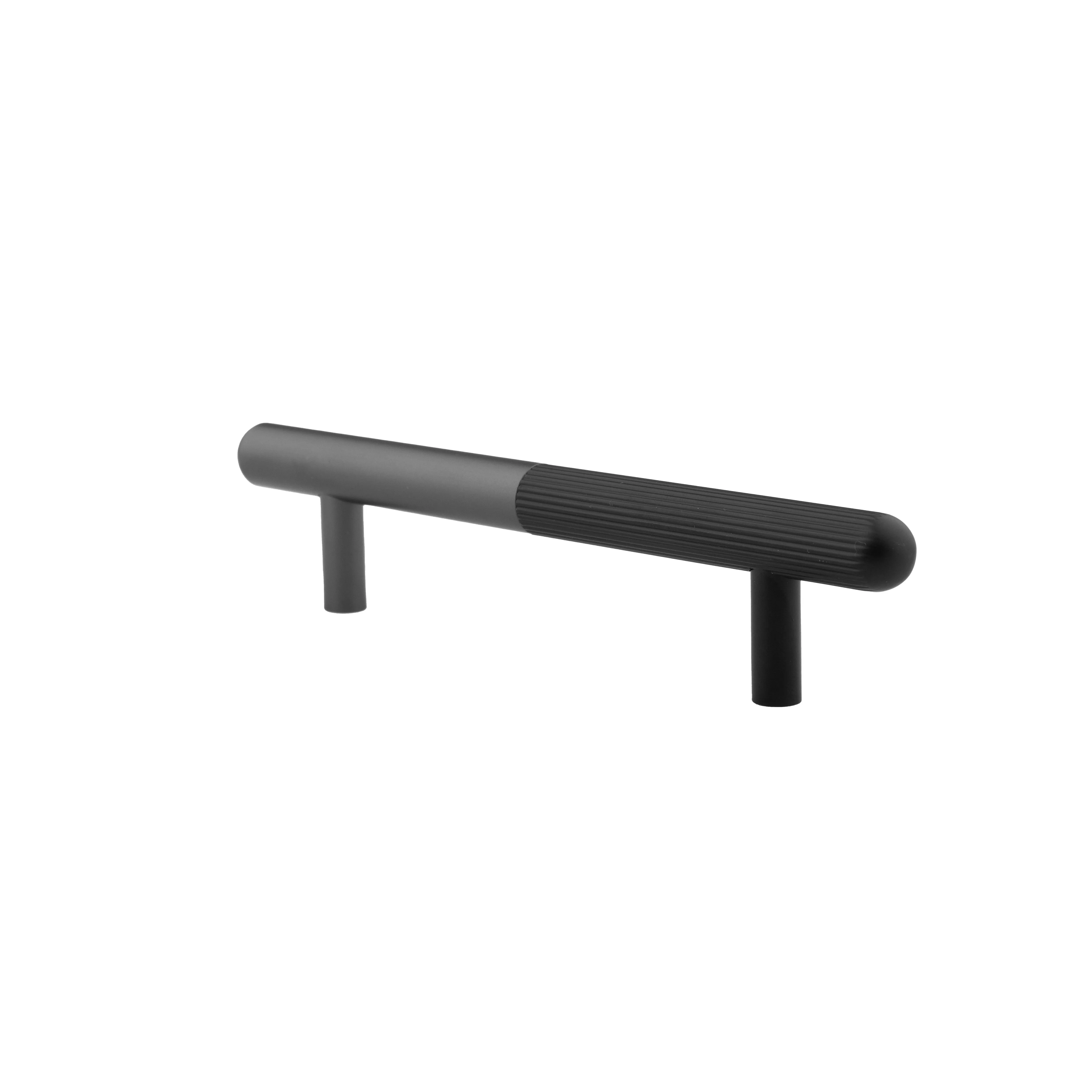 Urbane Bar Handle