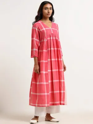 Utsa Pink Checked Cotton Blend Kurta