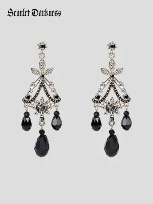 Vampire Queen‘s Diamond Earrings