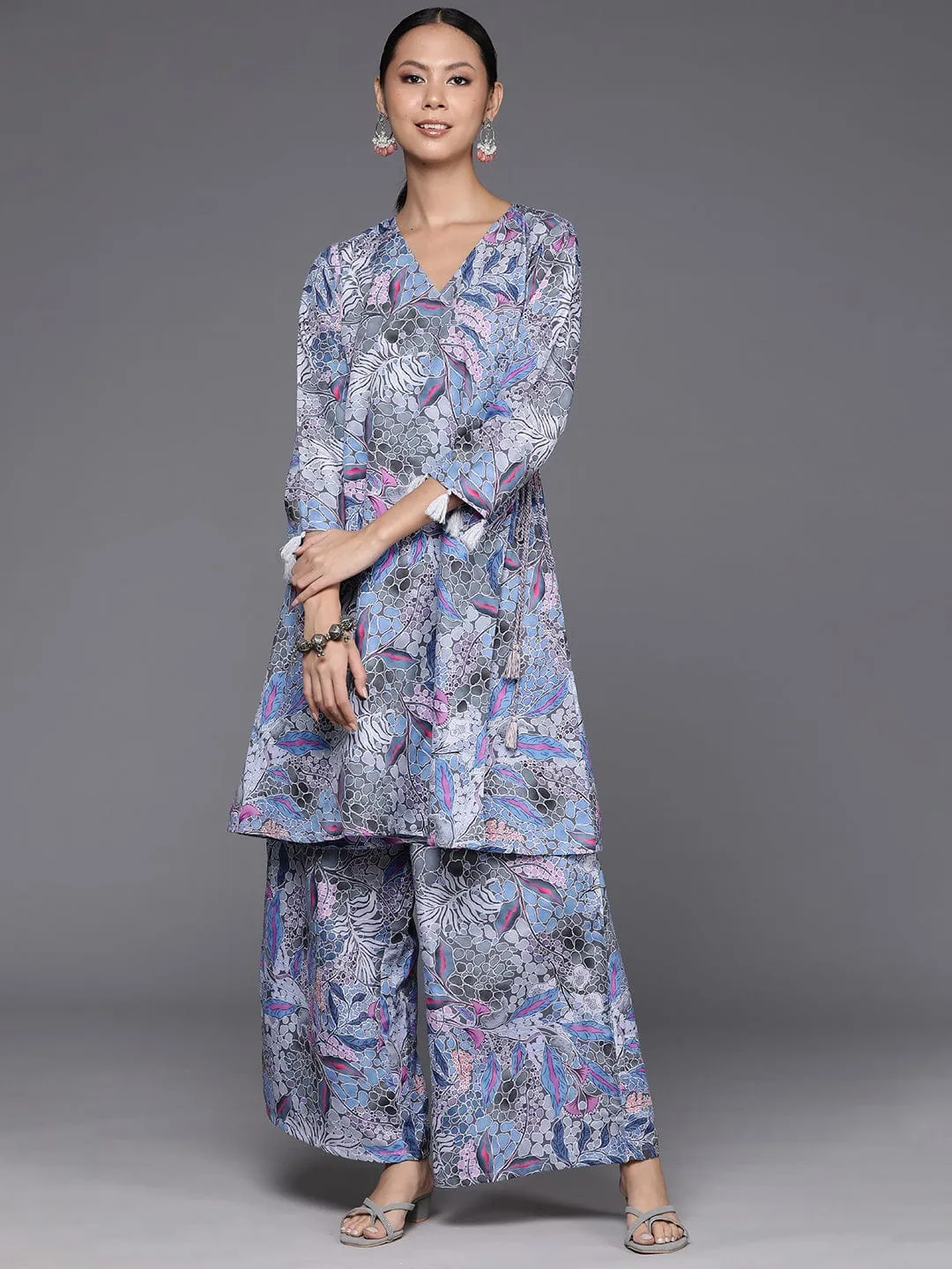 Varanga Women Grey Abstract Printed Angrakha Style Kurta With Bottom