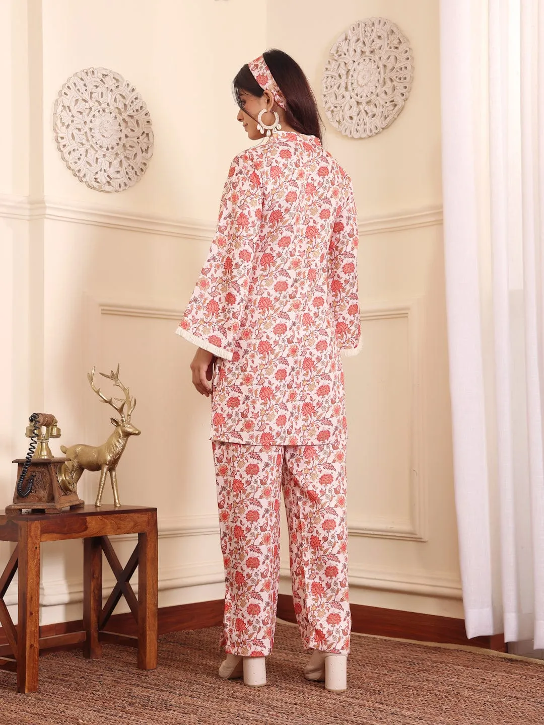 Varanga Women Off White Floral Printed Winter Co-Ord Set