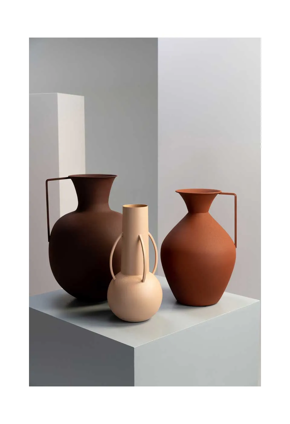 Vases Roman Brown Set 3