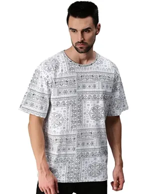 Veirdo® Oversized Loose Fit Relaxed Wide Fit Cotton Paisley Half Sleeves White Colour T-Shirt for Mens & Boys, Attractive Stylish Bandana Print Designed T Shirts for Men & Boys