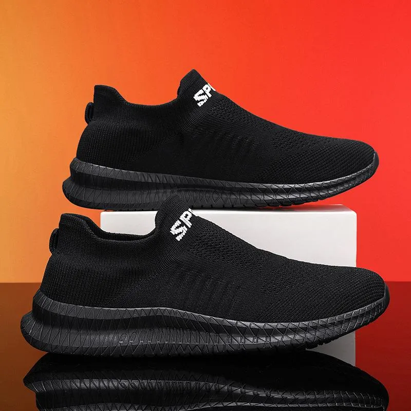 Versatile breathable lightweight sneakers