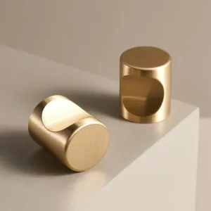 VIA Solid Brass Knob