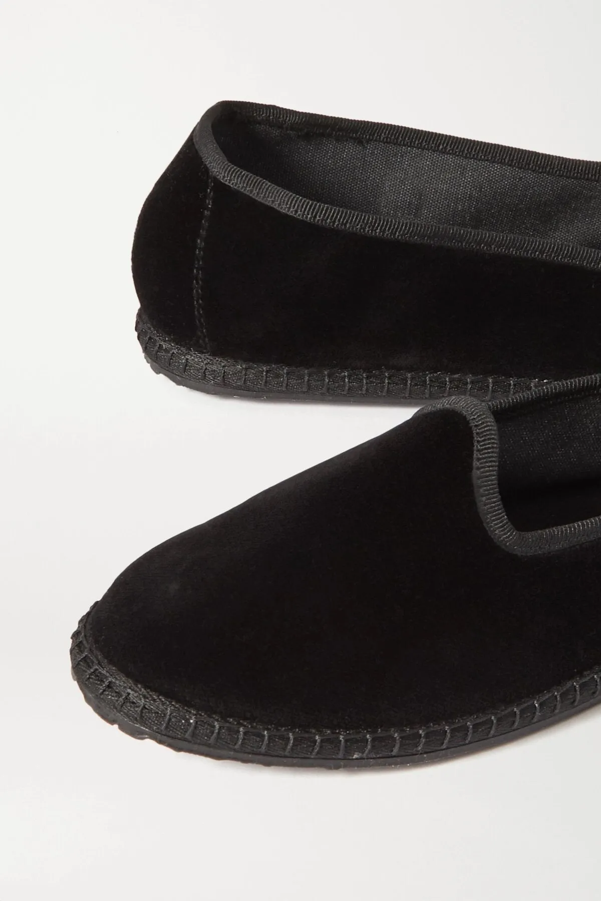 VIBI VENEZIA VELVET SLIPPERS IN NOIR