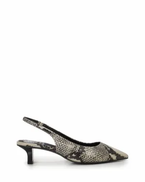 Vince Camuto Women's Pilar Animal Print M