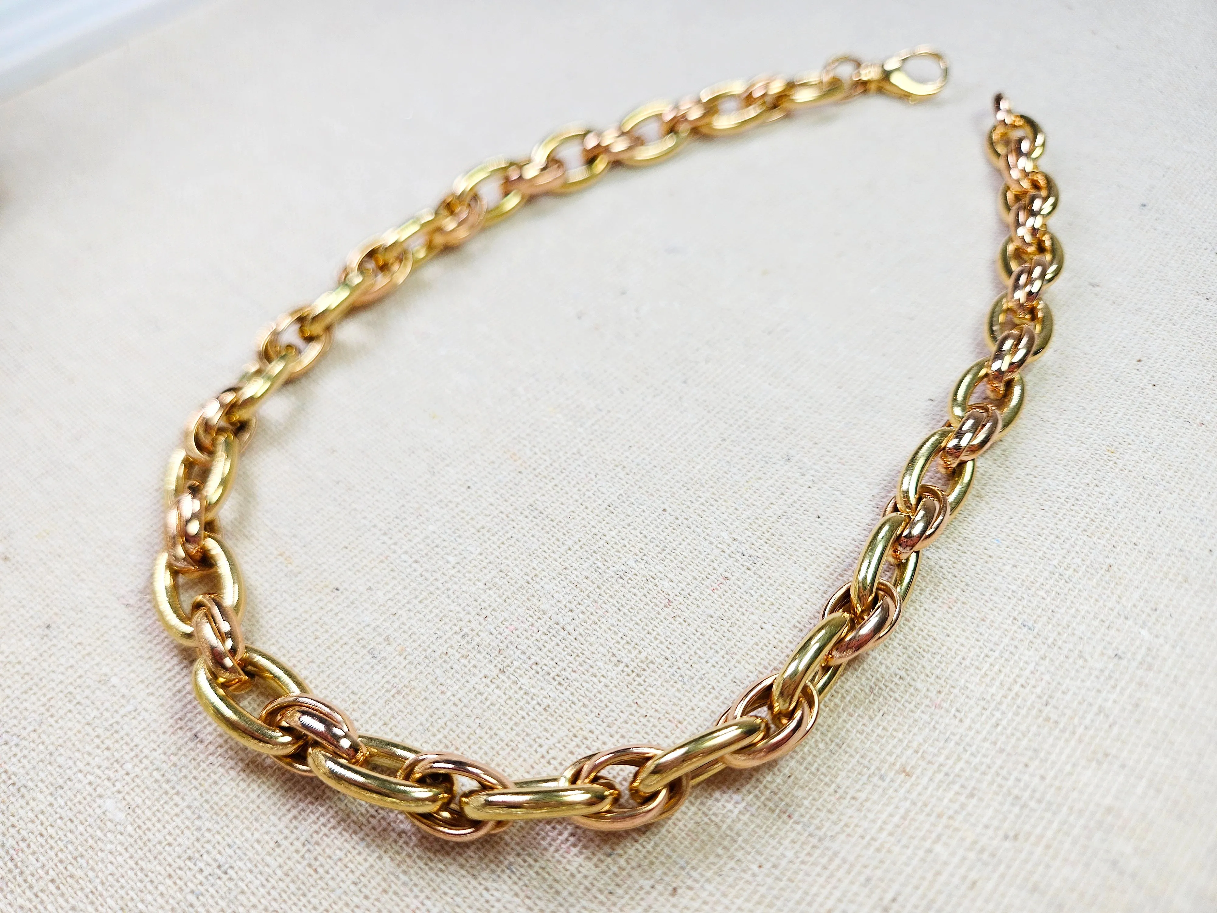 Vintage 18K Yellow Rose Two Tone Gold Chunky Oval Link Necklace Chain 17"