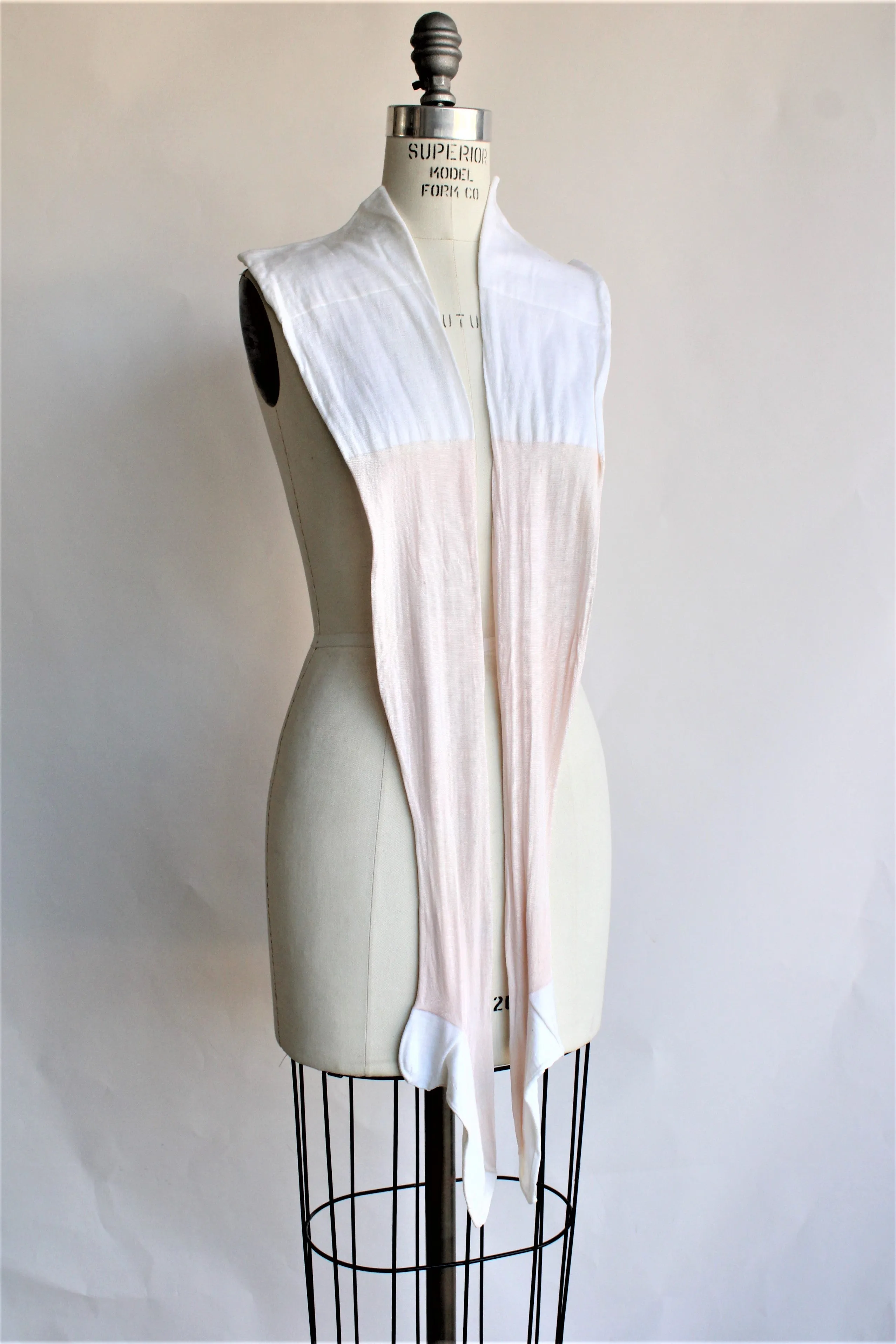 Vintage 1910s 1920s Pink and White Seamed Stockings