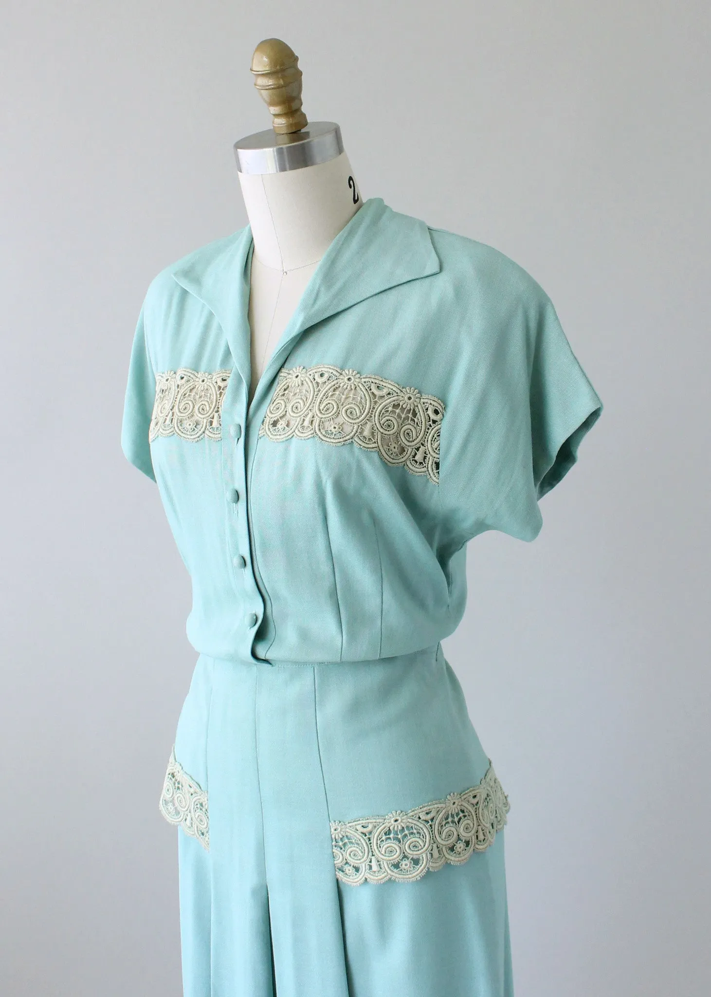 Vintage 1940s Minty Minx Modes Day Dress