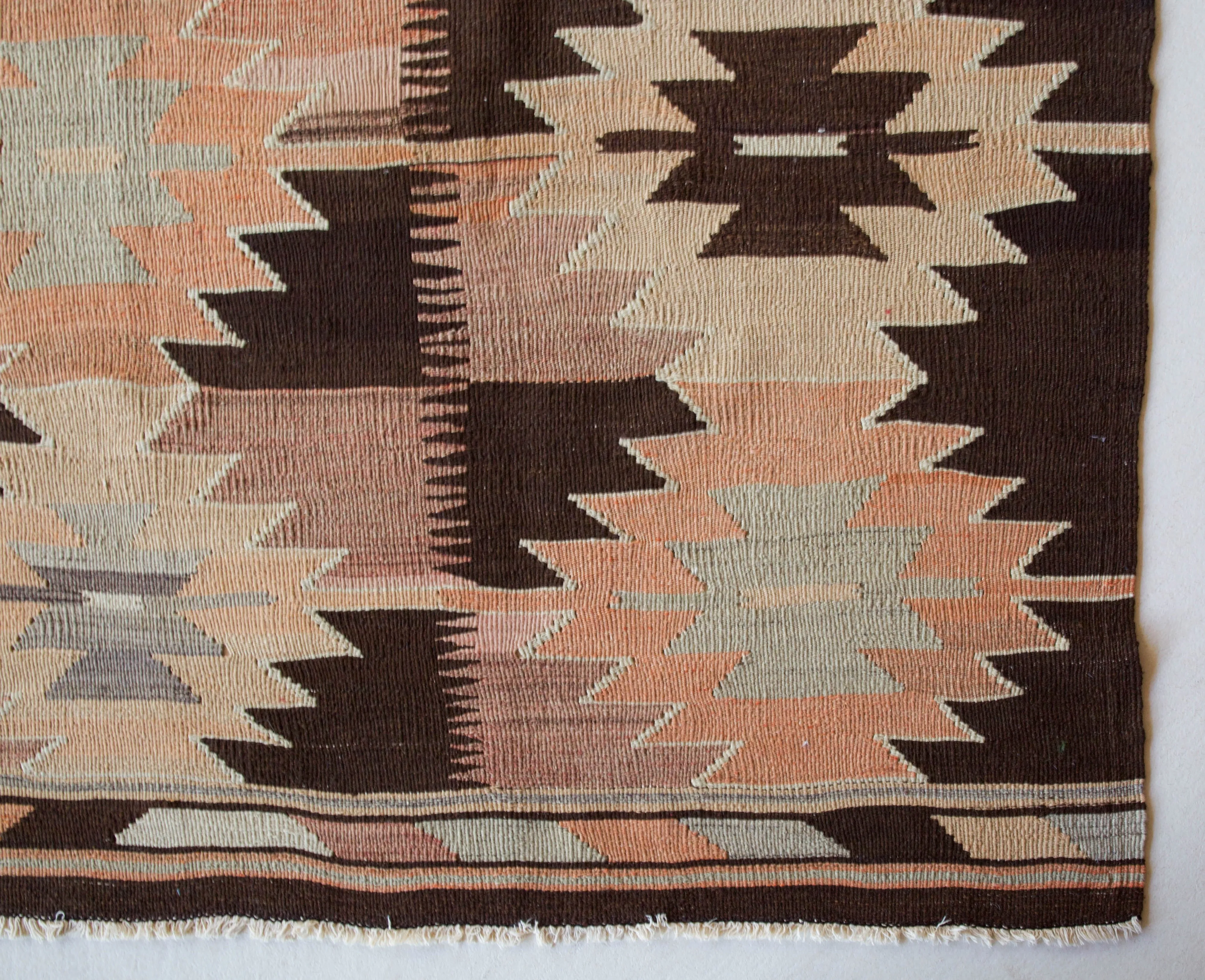 Vintage Afyon Kilim Rug 5'7"x9'5"