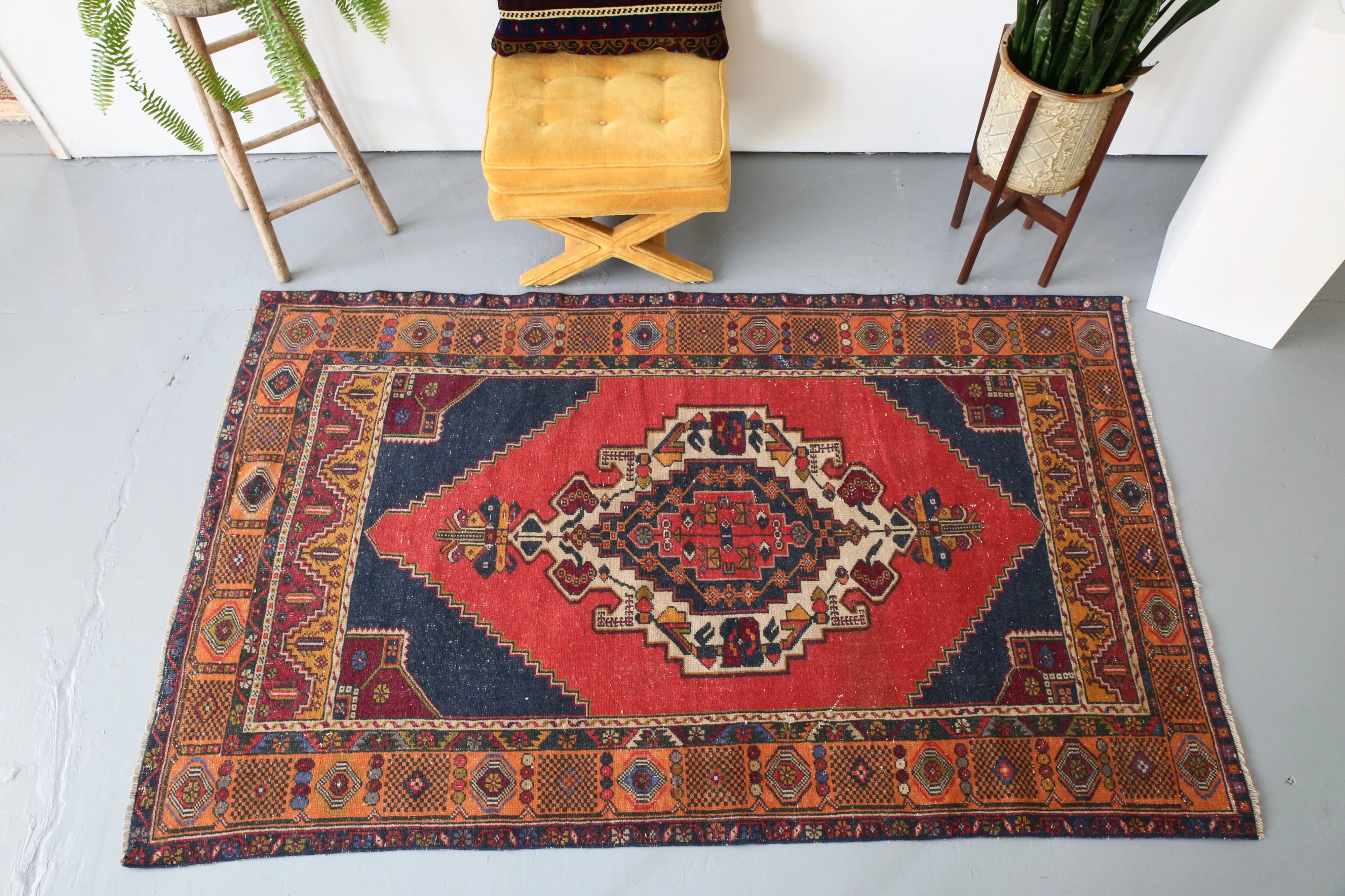 Vintage Anatolian Rug 4.3ftx7ft