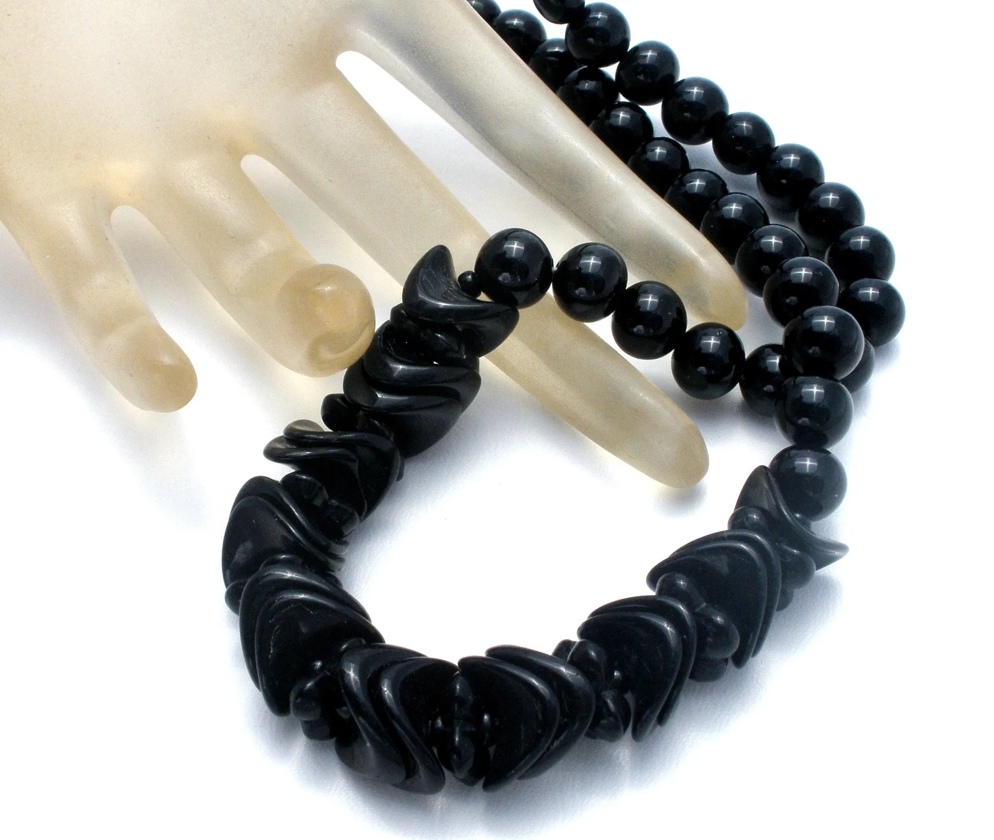 Vintage Black Glass Bead Necklace 19"