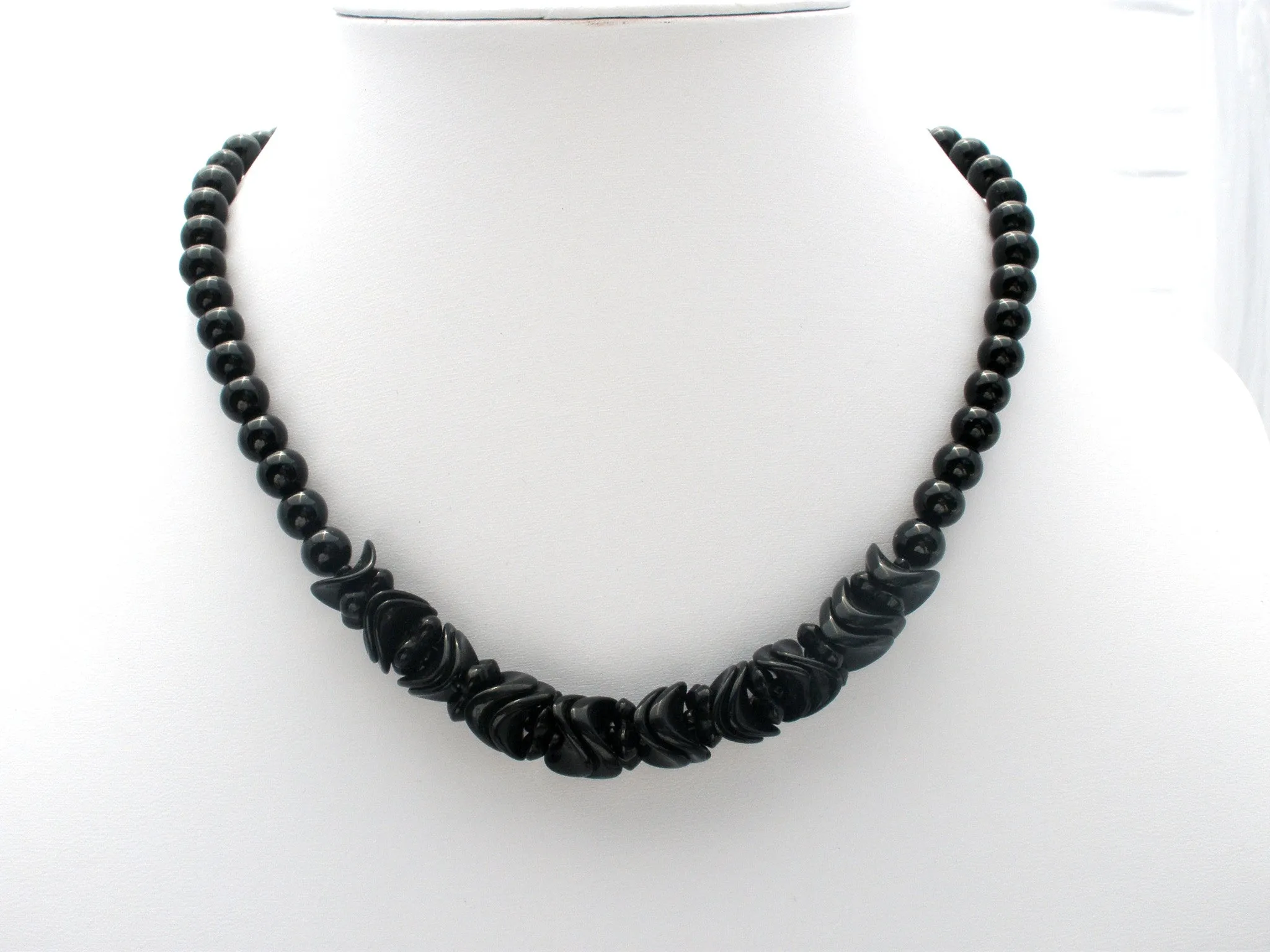 Vintage Black Glass Bead Necklace 19"