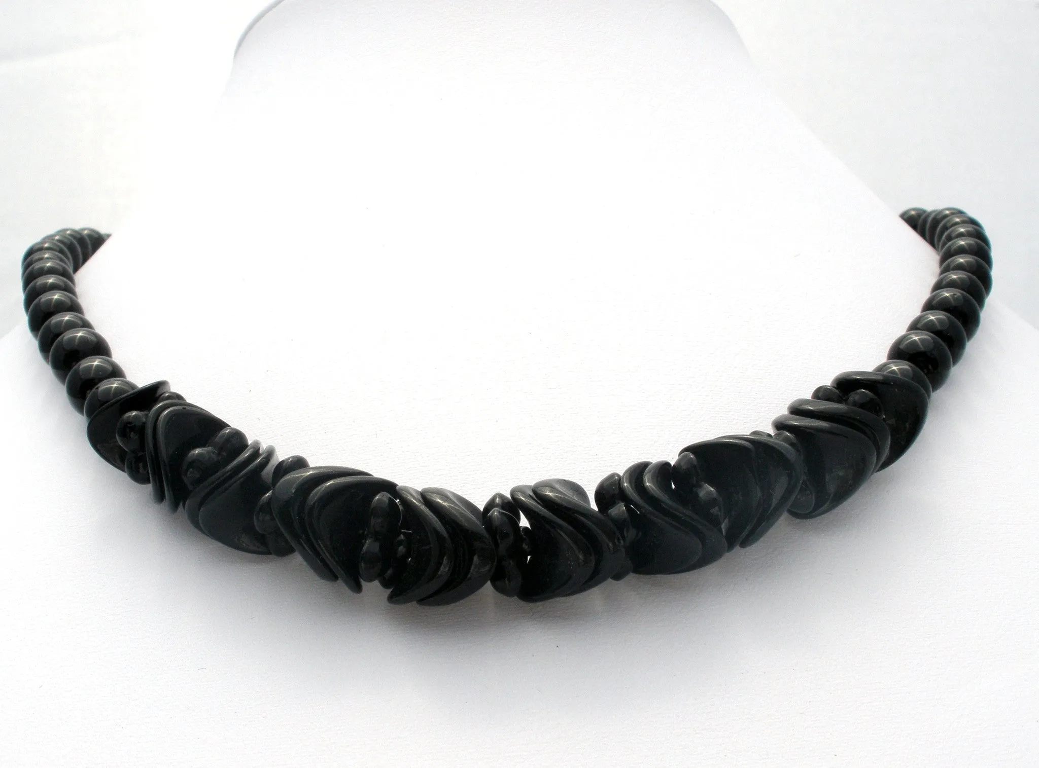 Vintage Black Glass Bead Necklace 19"