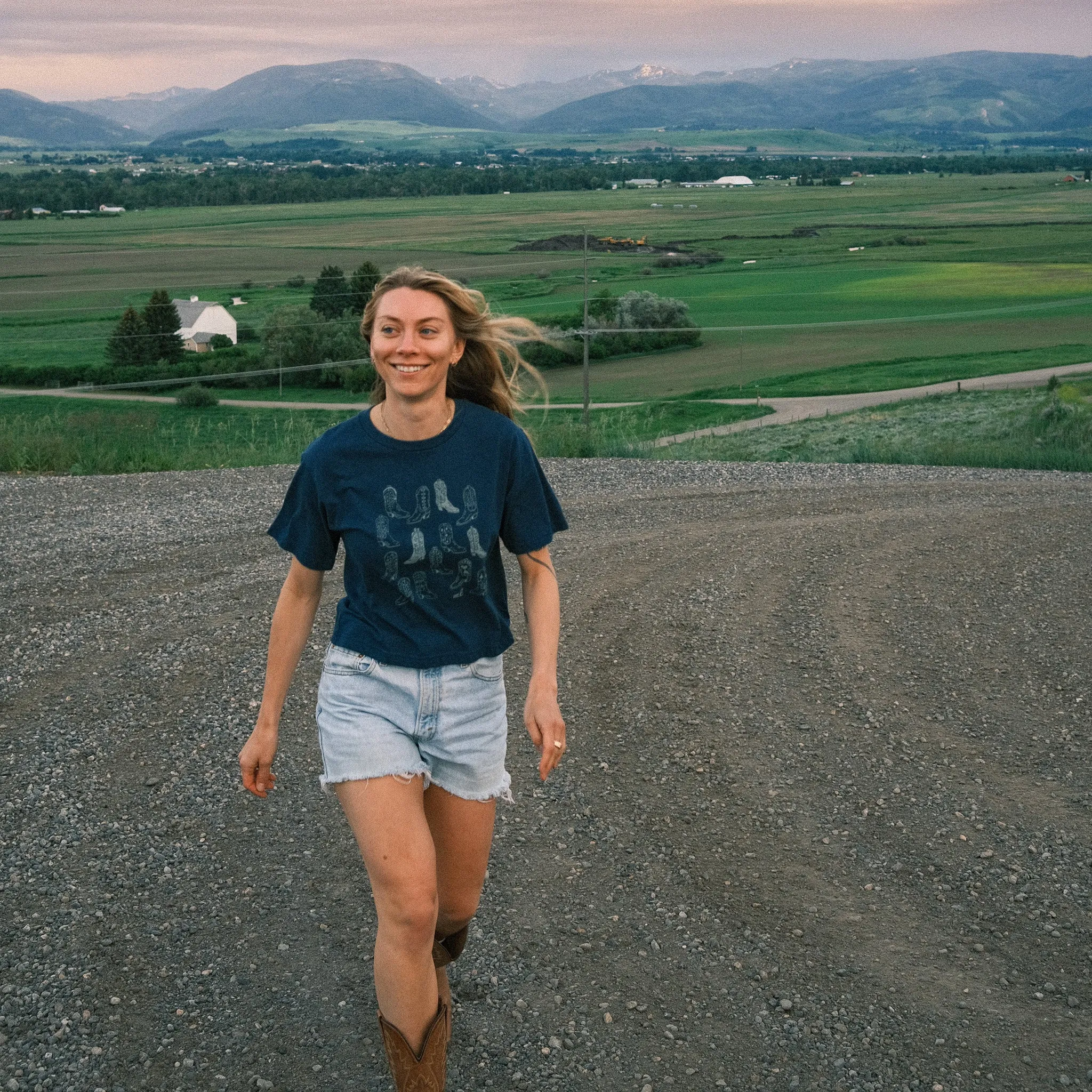 Vintage Boots MT Crop Tee