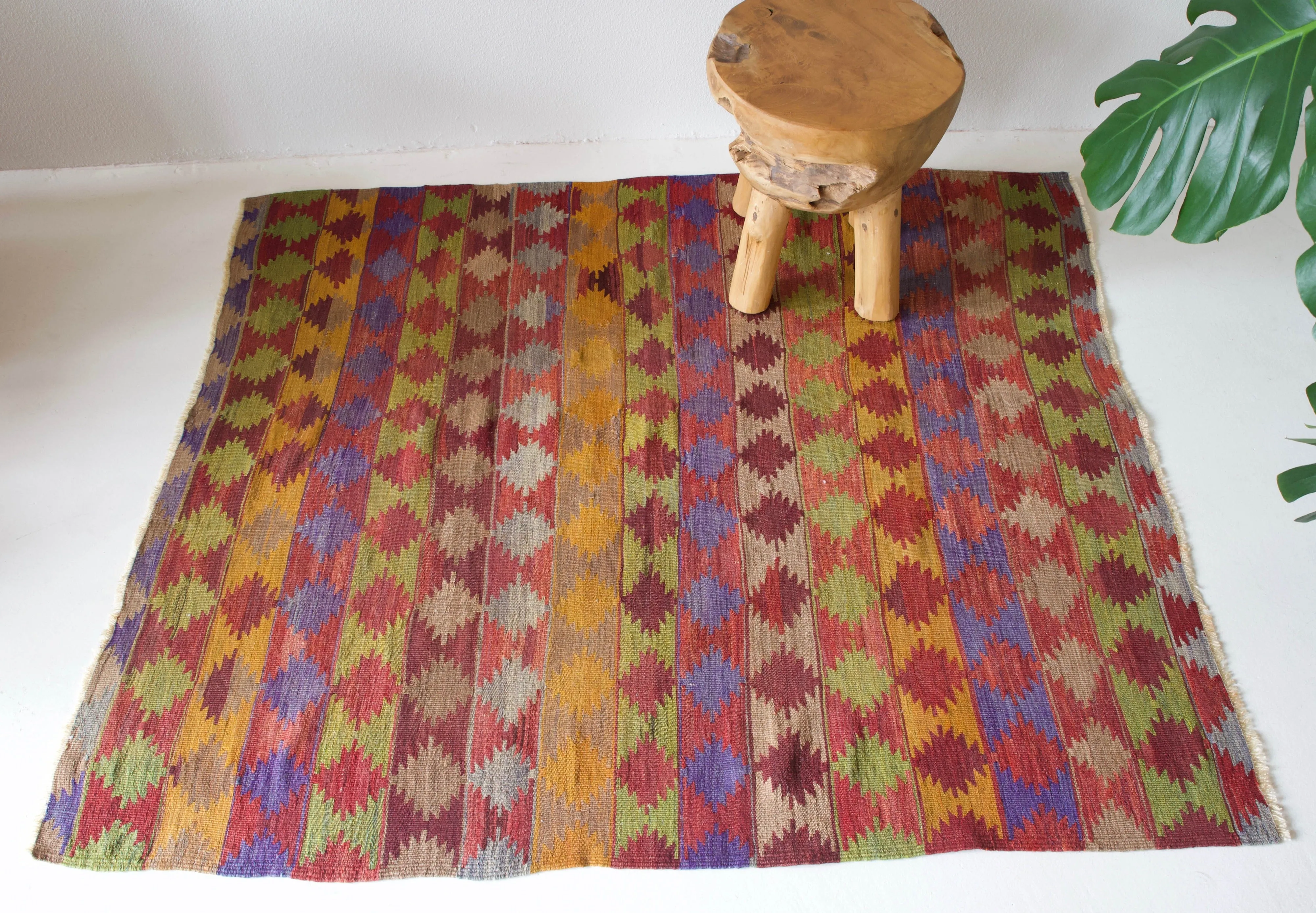 Vintage central Anatolian Kilim Rug 4'x5'