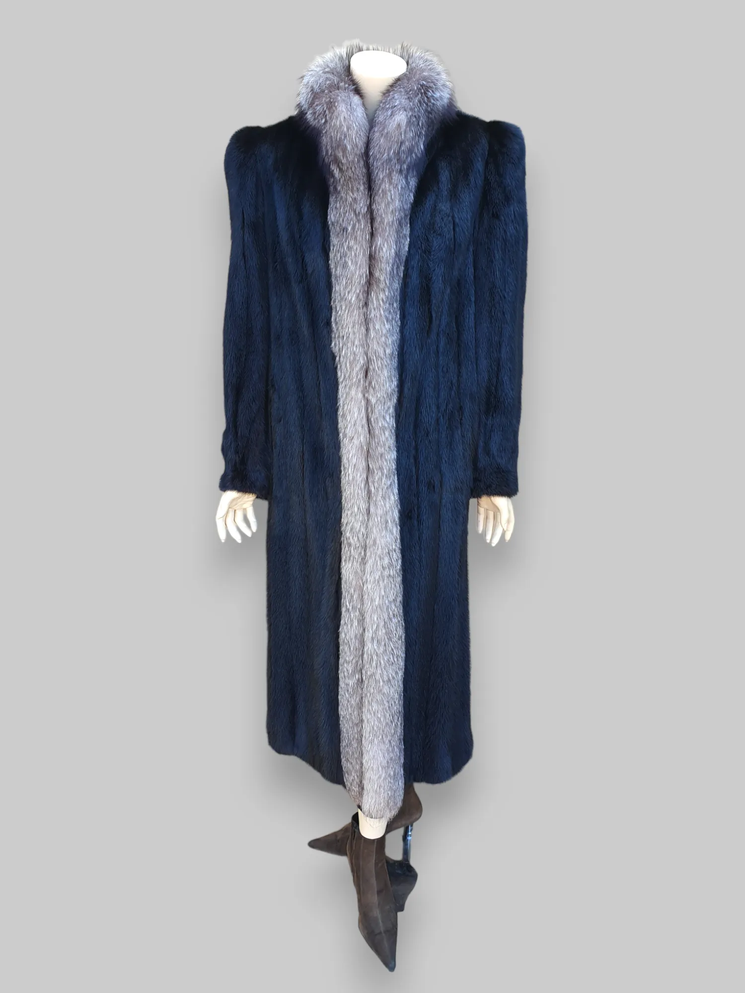 Vintage Dark Mink Indigo/Silver Blue Fox Tux Coat -Medium